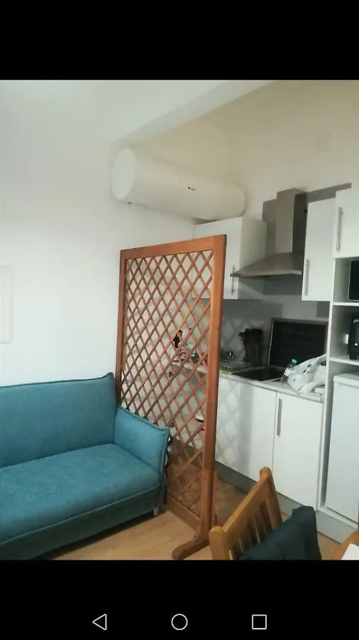 Freelisbonstudio Apartment 0*, Lisbon